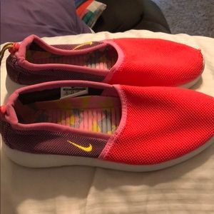 Nike slip ons